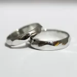 White gold engagement rings